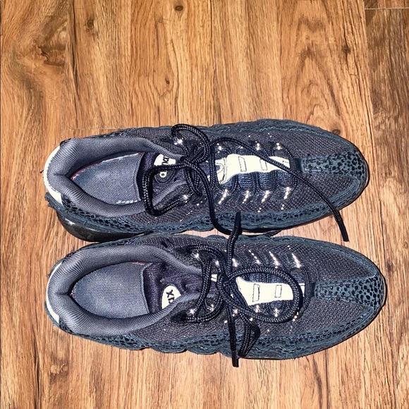 Womens Black Nike Airmax - Picture 2 of 3